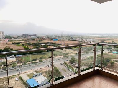 Balcony Image of 2002 Sq.ft 3.5 BHK Apartment / Flat for sale in Godrej Meridien, Sector 106 Gurgaon for Rs. 31800000