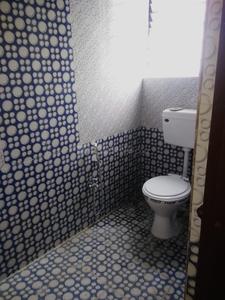 Bathroom Image of 600 Sq.ft 1 BHK Apartment / Flat for rent in Vishrantwadi Pune for Rs. 14000