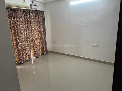 Bedroom Image of 1100 Sq.ft 3 BHK Apartment / Flat for rent in Godrej Palm Grove, Chembarambakkam Chennai for Rs. 35000