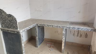Kitchen Image of 675 Sq.ft 2 BHK Apartment / Flat for sale in Mukundapur Raypur for Rs. 2800000