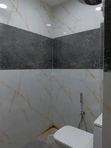 Bedroom Two Image of 1620 Sq.ft 4 BHK Apartment / Flat for sale in Sultanpur New Delhi for Rs. 13000000