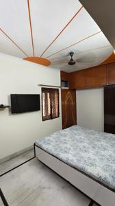 Bedroom Image of 700 Sq.ft 1 BHK Builder Floor for rent in CC block apartment, Shalimar Bagh New Delhi for Rs. 23000