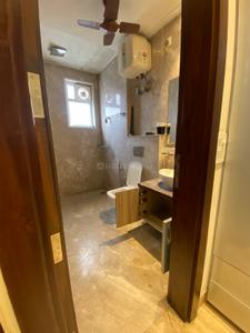 Bathroom Image of 1000 Sq.ft 2 BHK Builder Floor for rent in Sector 3 Rohini New Delhi for Rs. 40000