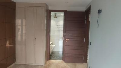 Bedroom Image of 2000 Sq.ft 3 BHK Builder Floor for rent in Hauz Khas New Delhi for Rs. 175000