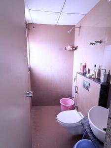 Bathroom Image of 1450 Sq.ft 3 BHK Apartment / Flat for sale in Kavisha Amara, Shela Ahmedabad for Rs. 7400000