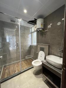 Bathroom Image of 1825 Sq.ft 3 BHK Apartment / Flat for rent in Aigin Royal Phase 4, Noida Extension Greater Noida for Rs. 30000