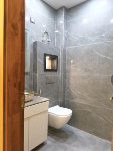 Common Bathroom Image of 1650 Sq.ft 3 BHK Builder Floor for sale in Indirapuram Ghaziabad for Rs. 17000000