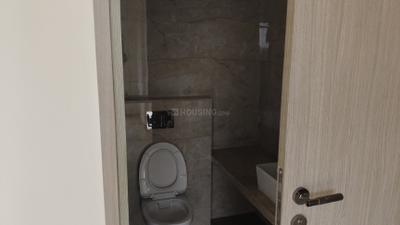 Image of 1200 Sq.ft 3 BHK Apartment / Flat for rent in Santacruz West, Mumbai for Rs. 190000