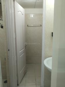 Bathroom Image of 550 Sq.ft 1 BHK Apartment / Flat for sale in RG Residency, Sector 120 Noida for Rs. 6200000