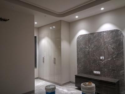 Bedroom Image of 1800 Sq.ft 3 BHK Builder Floor for sale in Paschim Vihar New Delhi for Rs. 35000000