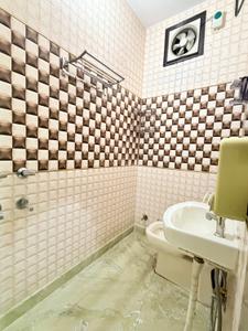 Image of 650 Sq.ft 2 BHK Builder Floor for sale in Sector 3 Rohini, New Delhi for Rs. 7200000