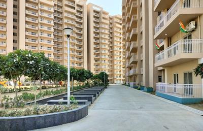 Image of 2030 Sq.ft 3 BHK Apartment / Flat for sale in Tashee Capital Gateway, Sector 111, Gurgaon for Rs. 24500000