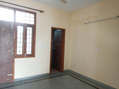 Bedroom Image of 900 Sq.ft 2 RK Builder Floor for rent in Ansal API Palam Vihar Plot, Palam Vihar Gurgaon for Rs. 40000