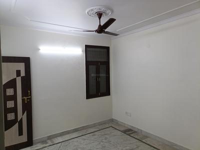 Bedroom Image of 950 Sq.ft 3 BHK Builder Floor for sale in Laxmi Nagar New Delhi for Rs. 7000000