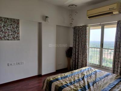Bedroom Image of 1350 Sq.ft 2.5 BHK Apartment / Flat for rent in Adani The Meadows, Shantigram Ahmedabad for Rs. 42000