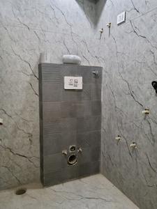 Common Bathroom Image of 750 Sq.ft 3 BHK Apartment / Flat for sale in Hans Luxury Floor, Razapur Khurd New Delhi for Rs. 4600000