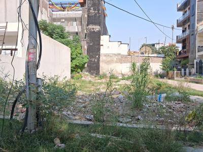 Image of 450 Sq.ft Residential Plot / Land for sale in Sector 70, Noida for Rs. 88000000
