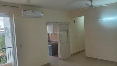 Living Room Image of 1305 Sq.ft 3 BHK Apartment / Flat for sale in Emaar Emerald Estate, Sector 65 Gurgaon for Rs. 23900000