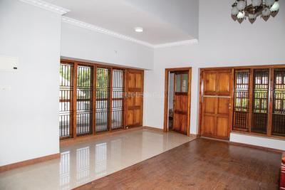 Hall Image of 4000 Sq.ft 5 BHK Independent House for sale in Vennala Kochi for Rs. 25000000