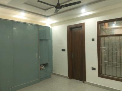 Bedroom Image of 1900 Sq.ft 4 BHK Builder Floor for sale in Shalimar Garden Ghaziabad for Rs. 16000000