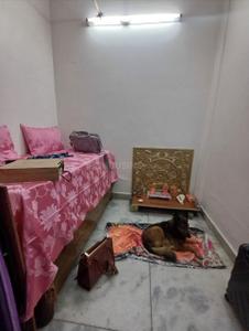 Bedroom Image of 750 Sq.ft 2 BHK Builder Floor for rent in Sector 16 Rohini New Delhi for Rs. 30000