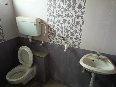 Bathroom Image of 1400 Sq.ft 2 BHK Independent House for sale in Koodal Nagar Madurai for Rs. 7000000