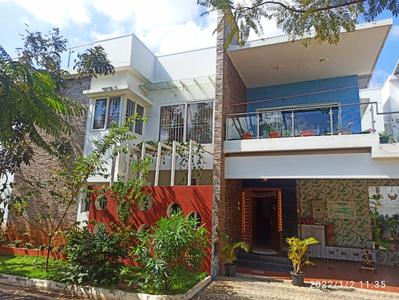 4 BHK Villa