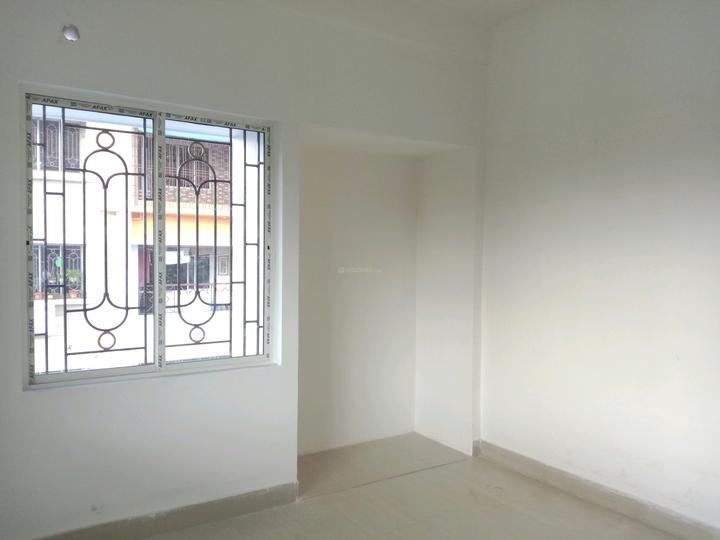 DD 402 Nayabad Main Image 1