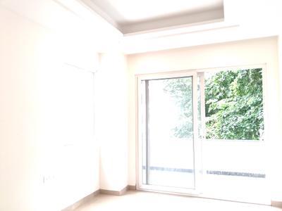 Bedroom Image of 1800 Sq.ft 3 BHK Builder Floor for sale in Paschim Vihar New Delhi for Rs. 40000000