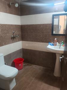 Bathroom Image of 825 Sq.ft 2 BHK Apartment / Flat for sale in Migsun Vilaasa, Eta II Greater Noida for Rs. 7000000