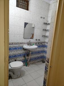 Bathroom Image of 1100 Sq.ft 2 BHK Apartment / Flat for rent in DDA Flats Munirka, Munirka New Delhi for Rs. 55000