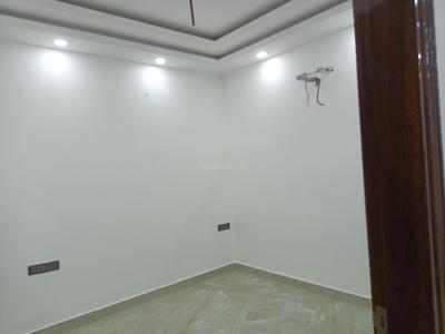 Bedroom Image of 1400 Sq.ft 4 BHK Builder Floor for sale in Pitampura New Delhi for Rs. 15000000
