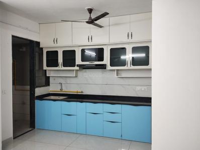 Kitchen Image of 2630 Sq.ft 3 BHK Apartment / Flat for rent in Palaj Gandhinagar for Rs. 30000