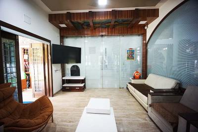 Hall Image of 4725 Sq.ft 4 BHK Independent House for sale in Satellite Ahmedabad for Rs. 131300000