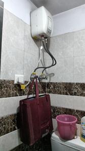 Image of 675 Sq.ft 2 BHK Apartment / Flat for sale in Khanpur, New Delhi for Rs. 4000000