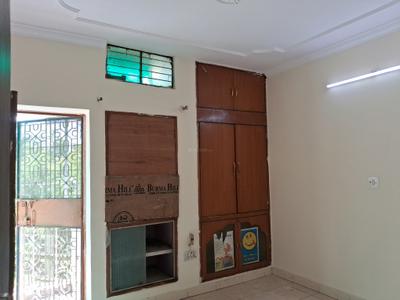 Bedroom Image of 1100 Sq.ft 2 BHK Apartment / Flat for sale in Paschim Vihar New Delhi for Rs. 14000000