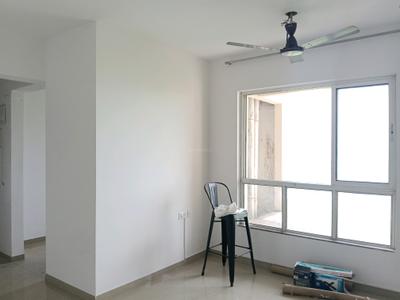 Living Room Image of 750 Sq.ft 2 BHK Apartment / Flat for rent in Puraniks City Reserva Phase 1 by Puraniks Builders Pvt. Ltd, Kasarvadavali Thane for Rs. 25000