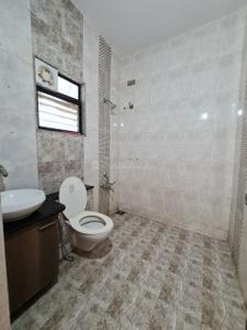 Bathroom Image of 1492 Sq.ft 3 BHK Apartment / Flat for sale in Bhayli Vadodara for Rs. 5500000