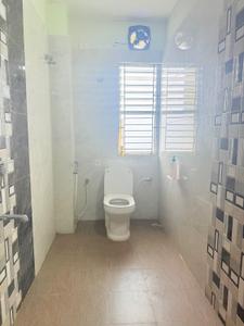 Bathroom Image of 1284 Sq.ft 2.5 BHK Apartment / Flat for rent in Shivam Enclave, Adabari Guwahati for Rs. 18000