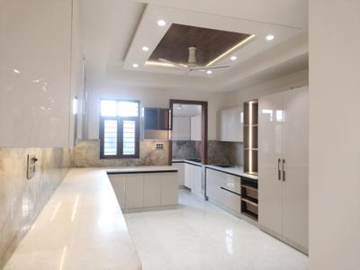 Kitchen Image of 3150 Sq.ft 4 BHK Builder Floor for sale in Ultra Luxury Builder Floor, Sector 85 Faridabad for Rs. 32000000