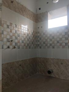 Common Bathroom Image of 1100 Sq.ft 3 BHK Apartment / Flat for sale in Kamdahari Kolkata for Rs. 4500000