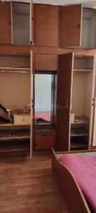Bedroom Image of 1200 Sq.ft 2 BHK Apartment / Flat for rent in Nehru Apartments, Kalkaji New Delhi for Rs. 56000