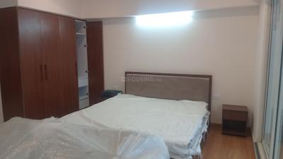 Bedroom Image of 710 Sq.ft 1 RK Apartment / Flat for rent in Godrej The Suites, Jaypee Greens Greater Noida for Rs. 32000