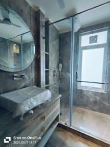 Bathroom Image of 2700 Sq.ft 4 BHK Builder Floor for sale in Saket New Delhi for Rs. 70000000