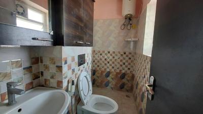 Bathroom Image of 1700 Sq.ft 3 BHK Apartment / Flat for rent in Ashok Nagar Ranchi for Rs. 38000