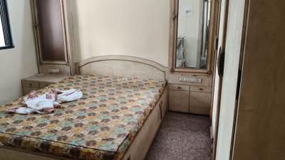 Bedroom Image of 600 Sq.ft 1 BHK Apartment / Flat for rent in Akshardham Apartment, Malad West Mumbai for Rs. 40000