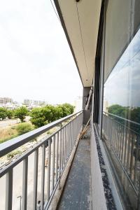 Balcony Image of 1665 Sq.ft 3 BHK Apartment / Flat for sale in Vavol Gandhinagar for Rs. 5800000