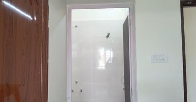 Bathroom Image of 970 Sq.ft 2 BHK Builder Floor for rent in Korattur Chennai for Rs. 28000
