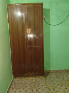 Bedroom Image of 500 Sq.ft 2 BHK Builder Floor for rent in Kodambakkam Chennai for Rs. 14000
