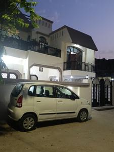 Image of 3100 Sq.ft 4.5 BHK Independent House for sale in Aliganj, Lucknow for Rs. 21000000